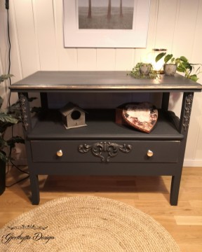 Konsolbord / gangmøbel i svart og gull