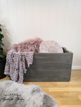 Gammel kalkmalt trekasse